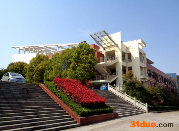 湖北理工学院算高水平大学吗？最好的专业有哪些好就业吗？