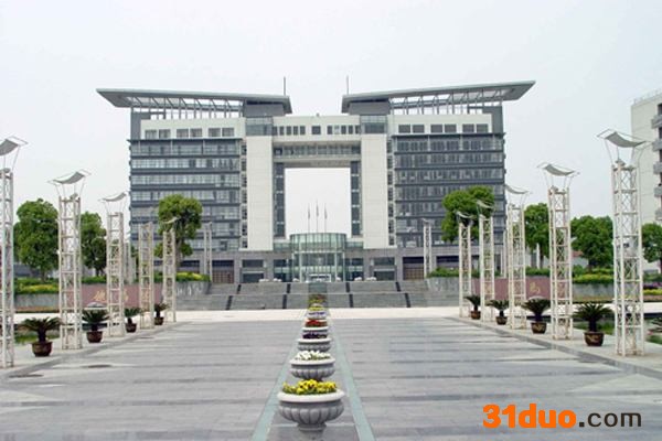 浙江金融职业学院升为本科了吗？怎么样？就业前景如何？学费多少