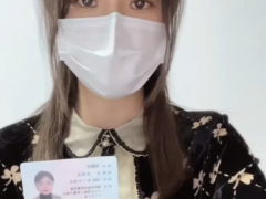 "8套房9间商铺4辆车"，女子实名举报前婆婆常年吃空饷、骗她假离婚，银行回应