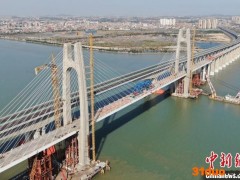 福厦高铁安海湾特大桥合龙