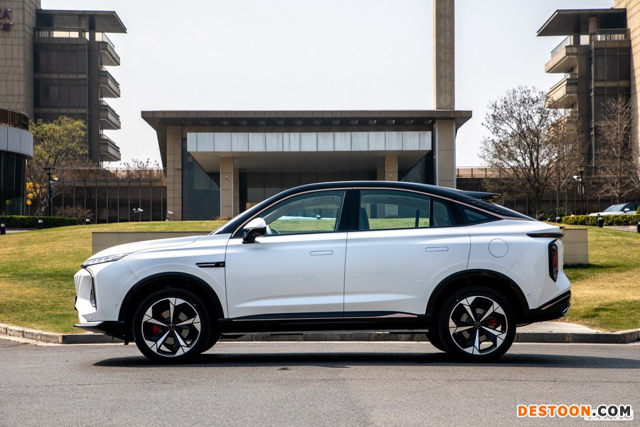 荣威鲸将于4月19日上市 预售16.68万起