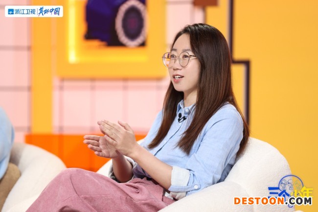 关注社交问题 《三个少年》与“社恐”和解