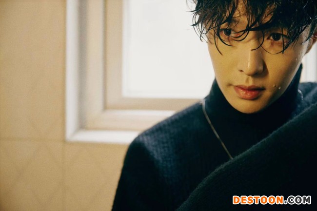 张艺兴新歌《酒》上线 以一杯“酒”敬天长地久