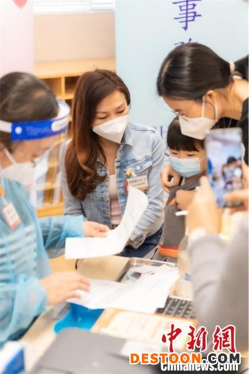 疫苗接种现场。 培侨教育机构供图