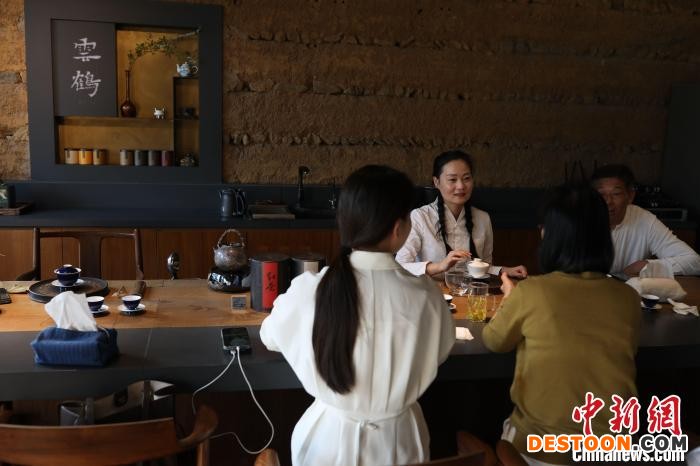 位于莫干山底庾村的“云鹤山房”茶书空间 吴建勋 摄