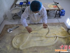 河南延津：手工空心挂面飘香增收路