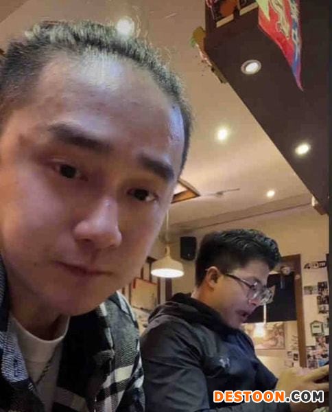 蒋劲夫自曝在做外卖员 两任女友曾控诉被其家暴