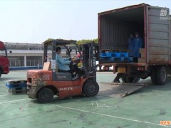 现场直击：上海物资配送最后100米