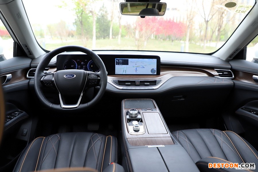 试驾江铃福特领欲7座SUV 合资品质 自主价格