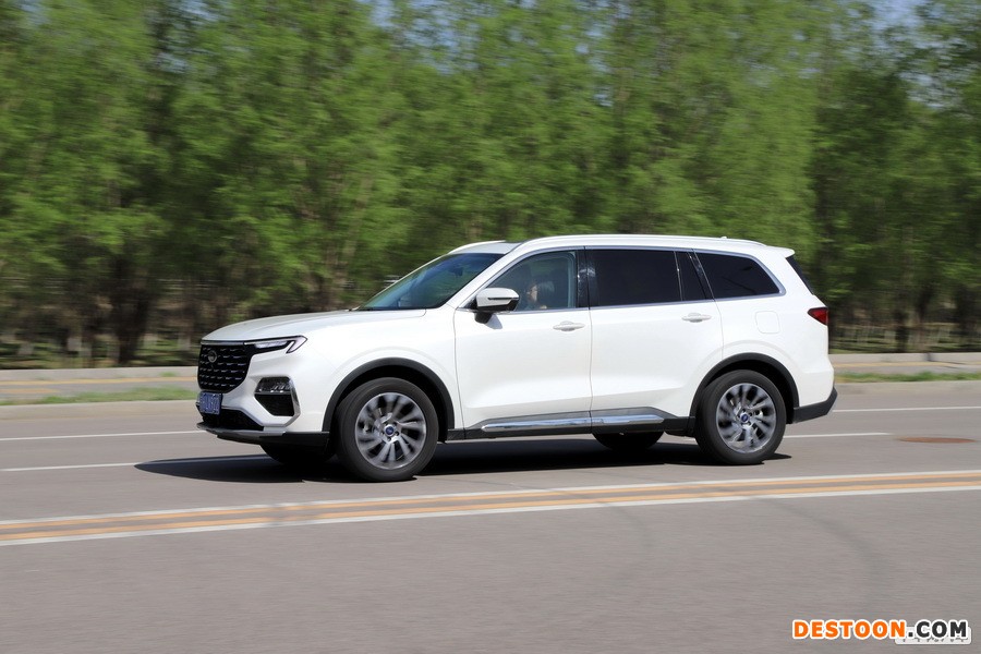 试驾江铃福特领欲7座SUV 合资品质 自主价格