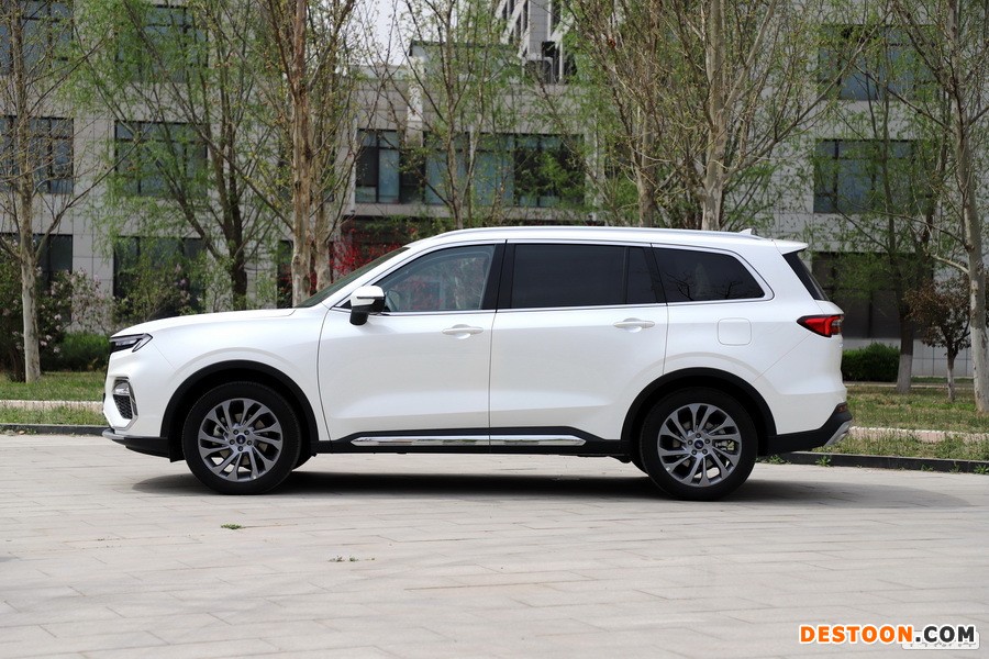 试驾江铃福特领欲7座SUV 合资品质 自主价格