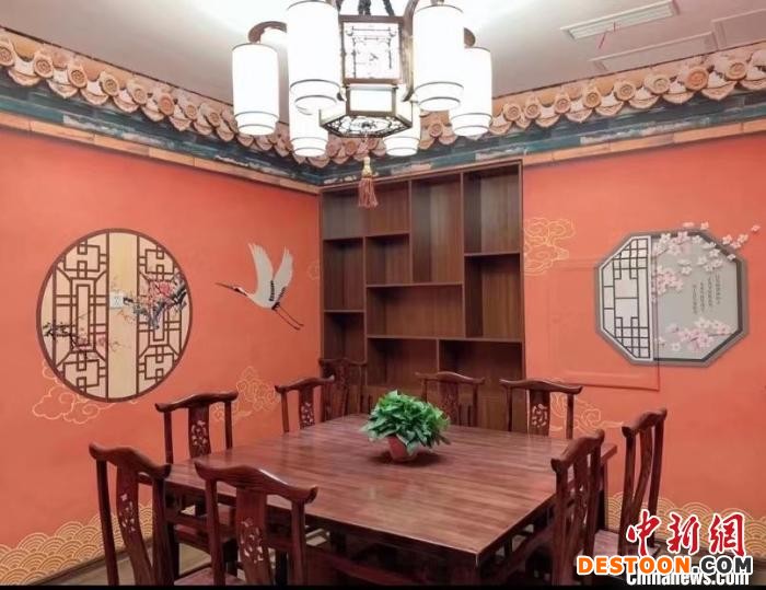图为王思文经营的剧本杀馆。 受访人供图