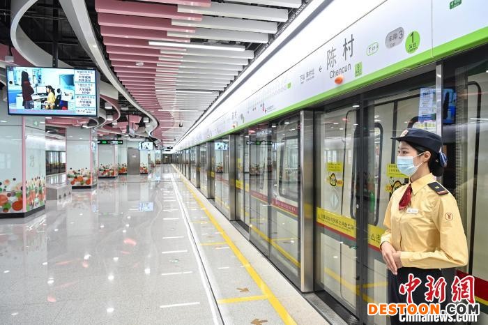 连接广佛的新线路广州地铁七号线西延段陈村站。 陈骥旻 摄