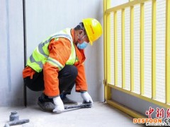 山东青岛：中国首座全预制装配式地铁站主体结构完成拼装