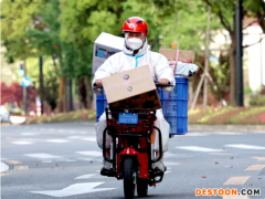 “千里驰援，守沪有你”——记第7个不一样的京东“一线员工日”