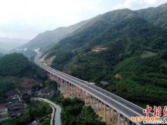 漳武高速全线通车 福建土楼游更快捷