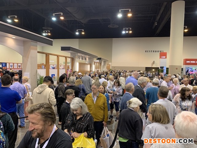 股东购物日现场