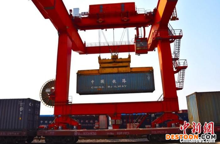 保运能源粮食等物资太铁4月份日均货物装车3万车