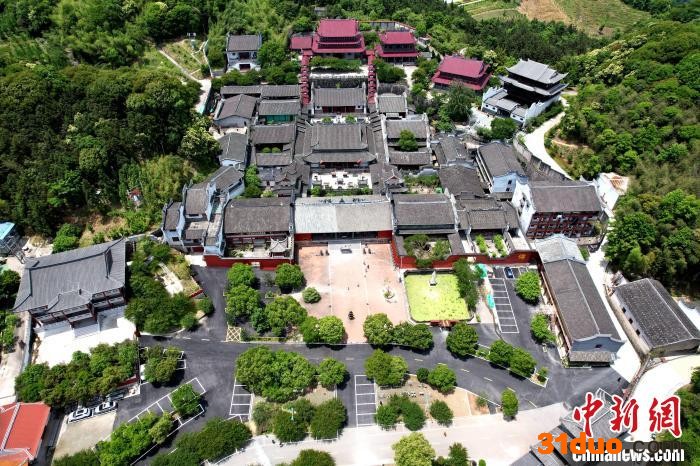 空中俯瞰林阳寺。 王东明 摄
