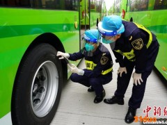 宁波海关“接力式”监管助力国产客车远销国外