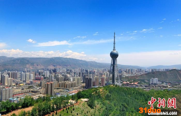 图为西宁市城西区一隅。(资料图) 黎晓刚 摄