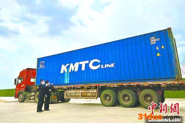 青海首次进口哈萨克斯坦亚麻籽