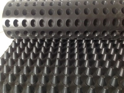 现货直供车库花园排水用操作简凹凸排水板 价格优惠