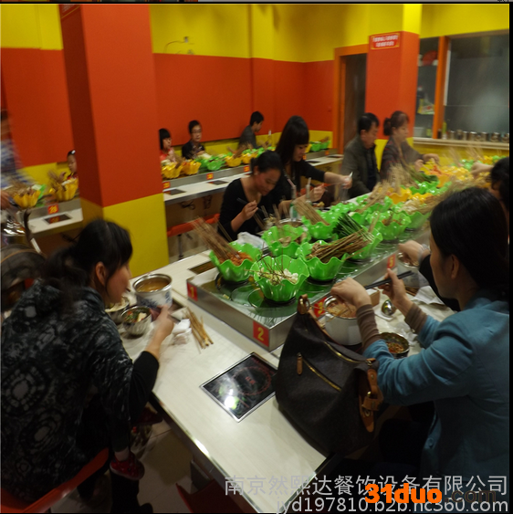 然熙达·2188 自助旋转小火锅设备 不用点餐 入座自助涮 小锅大生意前景好