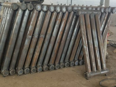 恒熙润泽 光排管散热器暖气片 花卉大棚用光排管暖气片 车间用光排管暖气片 温室大棚光排管散热器