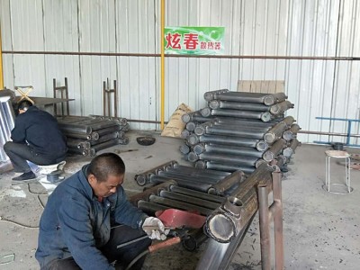 恒熙润泽 光排管暖气片 花卉大棚用光排管暖气片 工业散热器 车间供暖用光排管暖气片