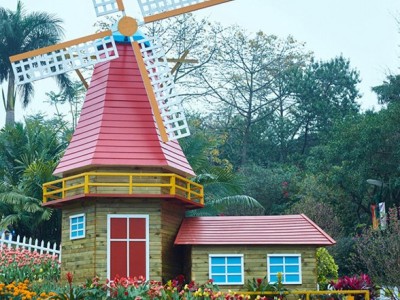 岁氏景观 福州**  防腐木大型电动 荷兰风车 招商代理