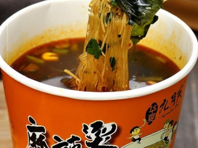 九月天酸辣粉 酸辣粉厂家  重庆麻辣烫粉条 速食粉丝6桶装整箱 全国招商加盟