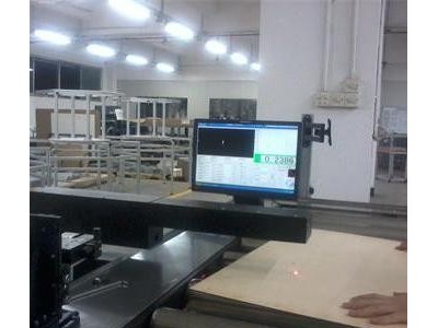 招商加盟 非接触测厚仪 供凤鸣亮环保无损伤厚度检测仪动态非接触精密激光在线测厚仪厂家