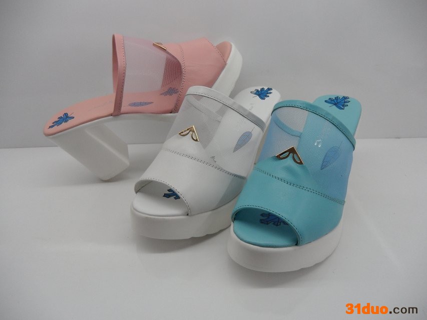 供应伊利贝纳伊利贝纳女鞋招商加盟