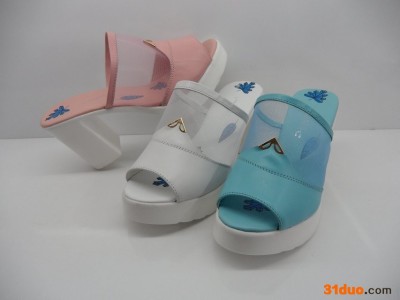 供应伊利贝纳伊利贝纳女鞋招商加盟