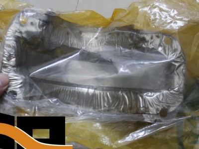 3775857  排气管接头