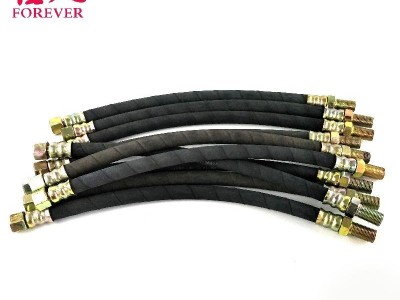 东风EQ1118GA军车配件EQ1118GA驾驶室前排气管