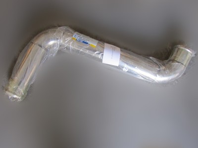 **徐工压路机XS202配件228702273 XS202Ⅶ.5.3-3中冷进气管