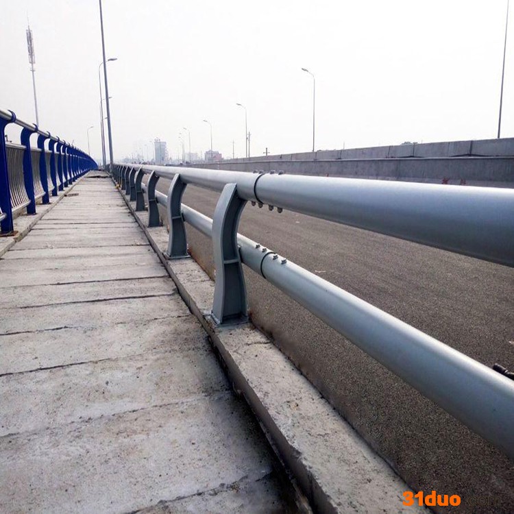 驰越 波形防撞护栏 桥梁防撞护栏 防撞护栏立柱 燃气管道防撞护栏 长期现货