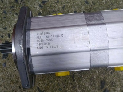 电厂磨煤机 原装进口 Danfoss 萨奥·丹佛斯 TUROLLA 凿岩机齿轮串泵PLLL22+14+11D/SC46