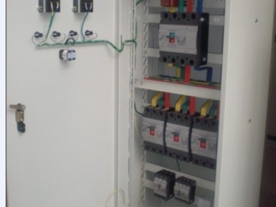 厂家直供，长沙兴力电气 低压电器成套柜/开关柜/电表箱