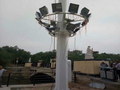 多功能灯杆塔 投光灯塔 灯杆塔 灯杆信号塔 升降式照明灯塔 道路灯塔 钢结构灯塔 彩钢灯塔 避雷针投光灯塔 照明塔