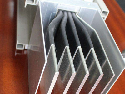 东昌电气密集式母线槽 照明母线槽 母线槽 封闭式母线槽