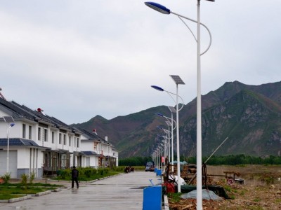 6米太阳能路灯 公路照明太阳能灯太阳能景观路灯 福瑞斯照明