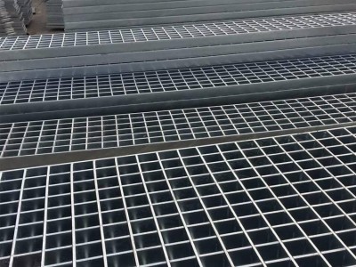 河北欧烨生产不锈钢插接型钢格板加工定制 电工污水用插接钢格板规格齐全