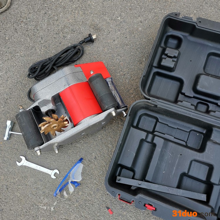 混凝土墙壁开槽机 无尘挖槽机 水电工程切割机山东纽威达