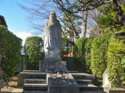 孔子学院 出口日本 石雕孔子像 山东济宁国信石雕