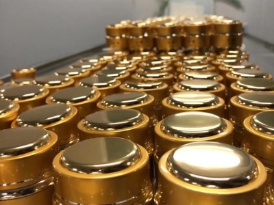 护肤品OEM 化妆品OEM 淡斑系列 祛痘系列 修复系列 美白系列 多肽系列