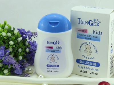 婴儿护肤宝宝夏天润肤用TSINGER婴儿橄榄油还是用婴儿润肤露