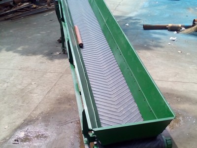 三相电高强度PVC装卸货物皮带输送机 电商货品分选用皮带机